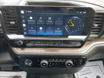 2022 Chevrolet 1500 Crew Cab, $35558. Photo 10
