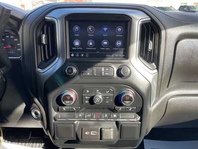 2022 Chevrolet 1500 Crew Cab, $34887. Photo 10