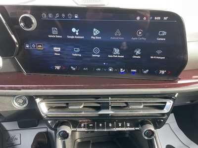 2024 Chevrolet Traverse, $48932. Photo 9