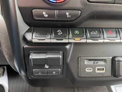 2020 Chevrolet 1500 Crew Cab, $35510. Photo 10