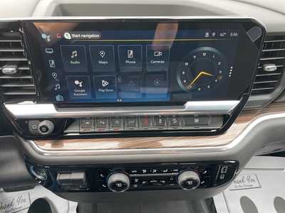 2025 Chevrolet 1500 Crew Cab, $61770. Photo 8