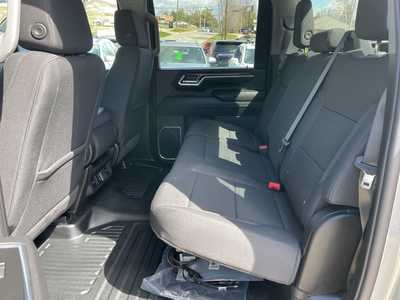 2025 Chevrolet 3500, $87255. Photo 12