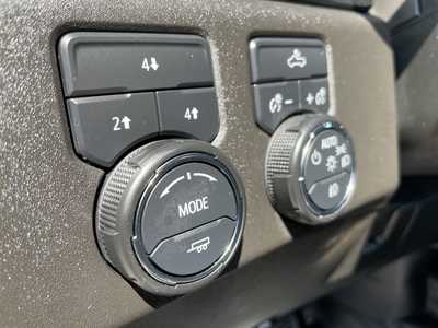2025 Chevrolet 3500, $87255. Photo 5