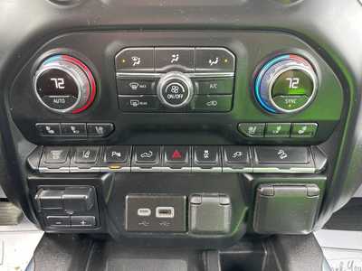 2022 Chevrolet 2500 Crew Cab, $46320. Photo 12