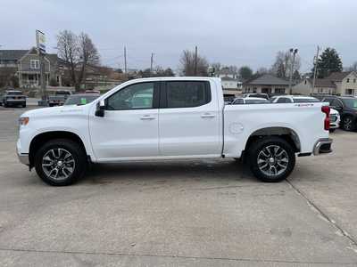 2025 Chevrolet 1500 Crew Cab, $55795. Photo 2