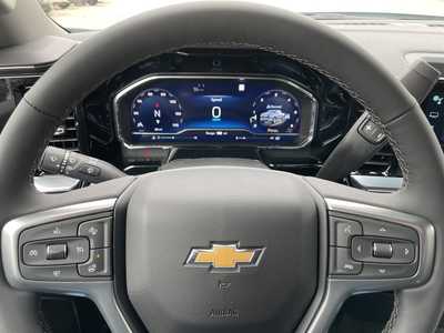 2025 Chevrolet 1500 Crew Cab, $55795. Photo 6