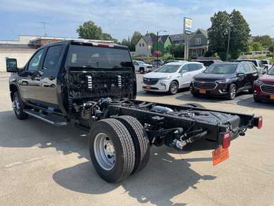 2025 Chevrolet 3500 Crew Cab, $66520. Photo 11