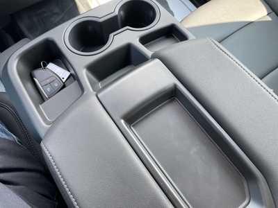 2025 Chevrolet 3500 Crew Cab, $66520. Photo 8