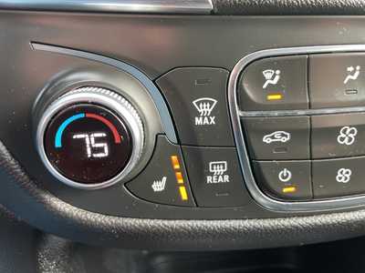 2022 Chevrolet Equinox, $23866. Photo 7
