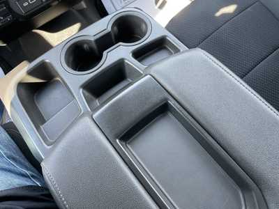 2021 Chevrolet 1500 Reg Cab, $28617. Photo 9