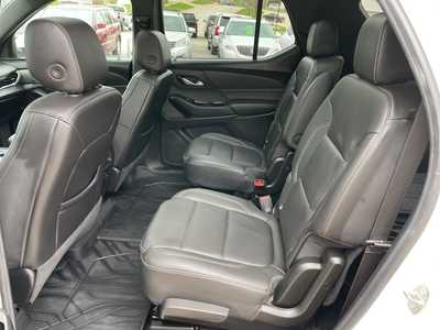 2023 Chevrolet Traverse, $33288. Photo 11