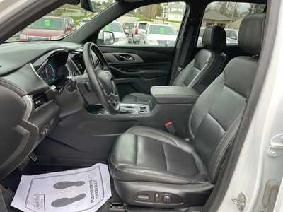 2023 Chevrolet Traverse, $33288. Photo 3