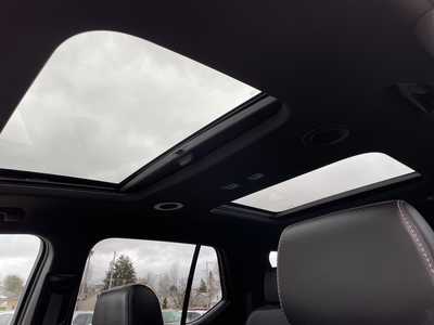 2023 Chevrolet Traverse, $33288. Photo 4