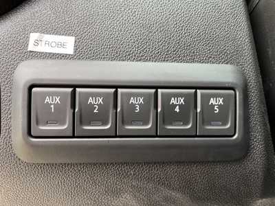 2025 Chevrolet 3500 Reg Cab, $67000. Photo 6