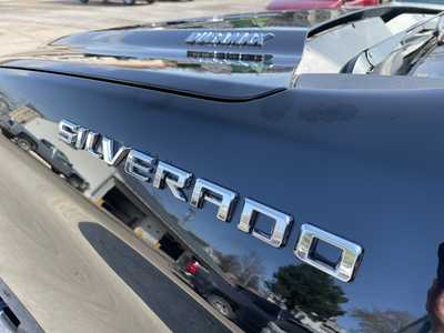 2025 Chevrolet 1500 Crew Cab, $57615. Photo 3
