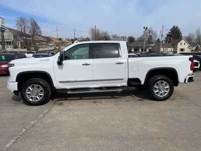 2025 Chevrolet 3500 Crew Cab, $87990. Photo 2