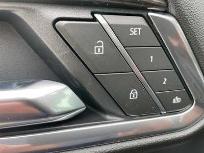 2025 Chevrolet 1500 Crew Cab, $73015. Photo 5