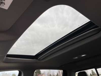 2025 Chevrolet 1500 Crew Cab, $73015. Photo 8