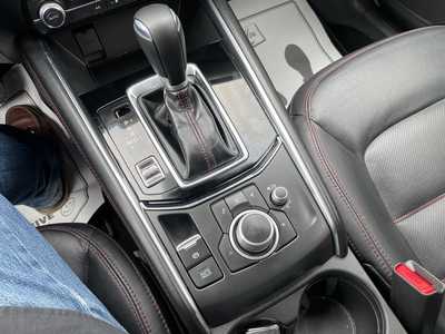 2024 Mazda CX-5, $29966. Photo 9