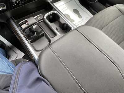 2023 Chevrolet 1500 Crew Cab, $49376. Photo 9