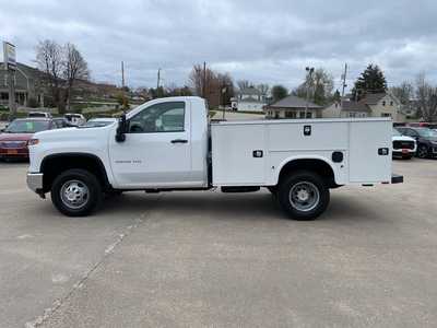 2025 Chevrolet 3500 Reg Cab, $76583. Photo 2