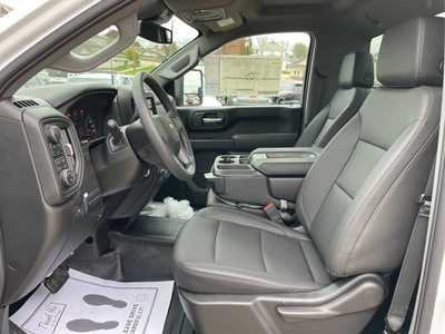 2025 Chevrolet 3500 Reg Cab, $76583. Photo 5