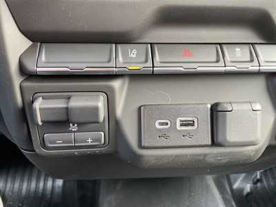 2025 Chevrolet 2500 Ext Cab, $53705. Photo 9