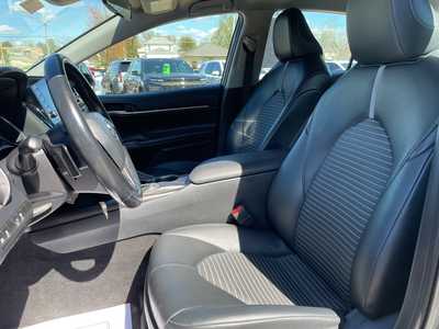 2021 Toyota Camry, $21499. Photo 3