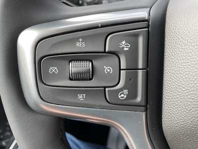 2025 Chevrolet 2500 Crew Cab, $76655. Photo 7