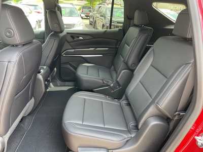 2025 Chevrolet Traverse, $50035. Photo 12