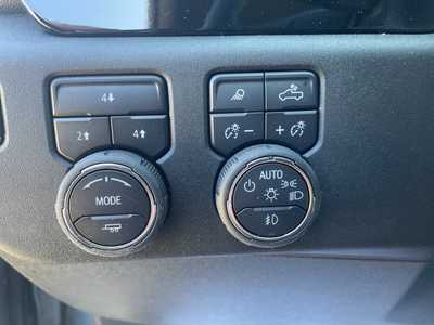 2025 Chevrolet 2500 Crew Cab, $66270. Photo 6