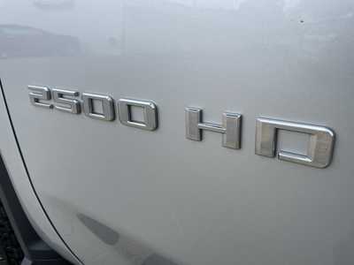 2020 Chevrolet 2500 Crew Cab, $34563. Photo 3