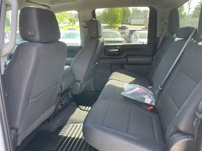 2025 Chevrolet 2500 Crew Cab, $59330. Photo 12