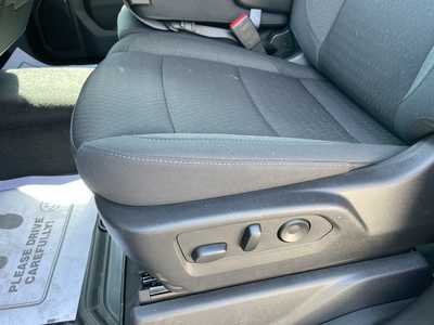 2025 Chevrolet 2500 Crew Cab, $59330. Photo 4