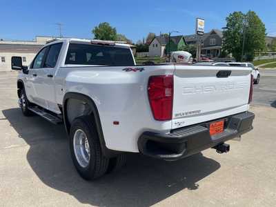2025 Chevrolet 3500 Crew Cab, $. Photo 11