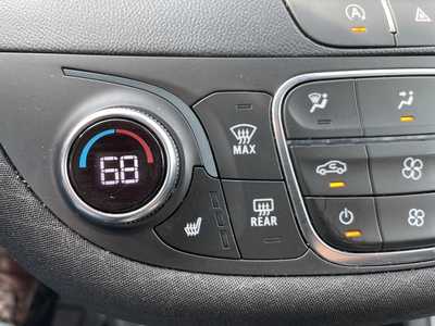 2023 Chevrolet Malibu, $19978. Photo 9