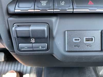 2025 Chevrolet 3500 Ext Cab, $64120. Photo 11