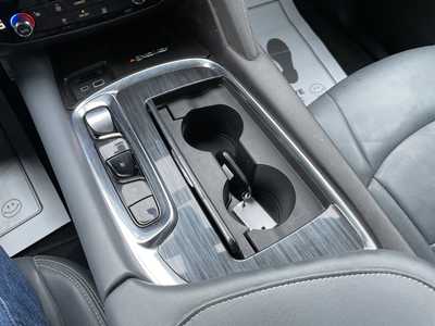 2022 Buick Enclave, $32947. Photo 8