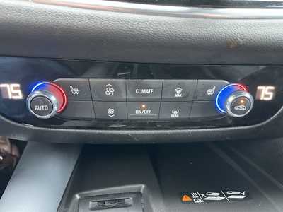2022 Buick Enclave, $32947. Photo 9