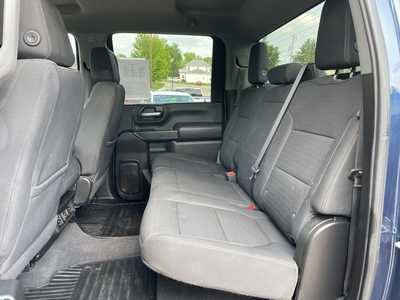 2022 Chevrolet 3500 Crew Cab, $45826. Photo 12
