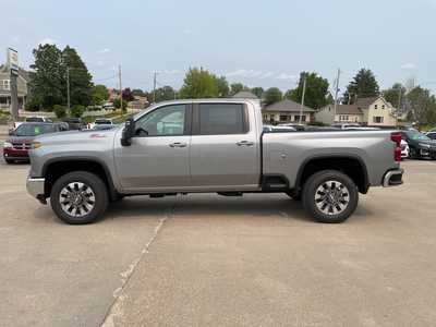 2025 Chevrolet 3500 Crew Cab, $63410. Photo 2