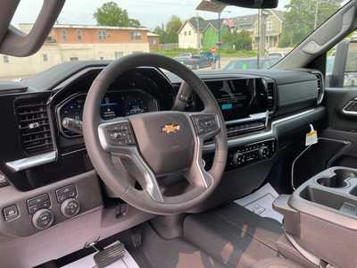 2025 Chevrolet 3500 Crew Cab, $63410. Photo 4