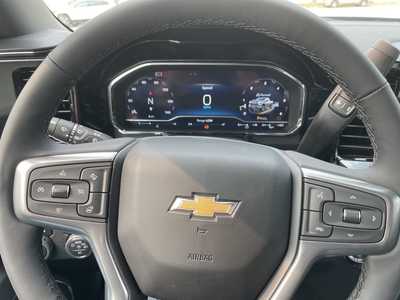 2025 Chevrolet 3500 Crew Cab, $63410. Photo 6
