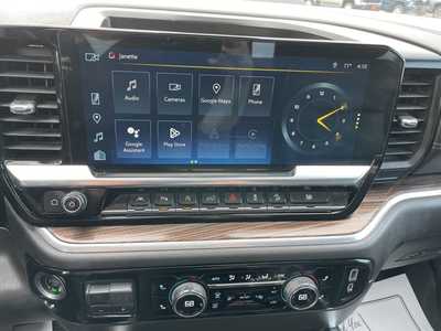 2022 Chevrolet 1500 Crew Cab, $46987. Photo 8