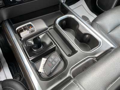 2022 Chevrolet 1500 Crew Cab, $46987. Photo 9