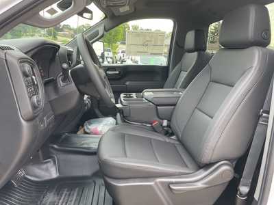 2025 Chevrolet Silverado 3500HD, $52215. Photo 3