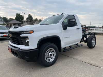 2025 Chevrolet Silverado 3500HD, $52215. Photo 1