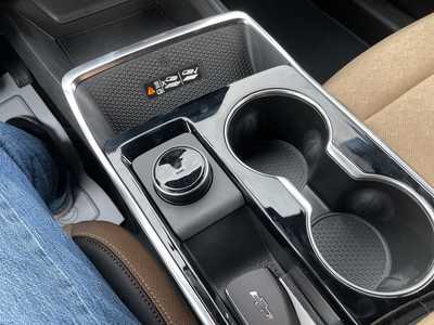 2026 Chevrolet Equinox, $38290. Photo 10