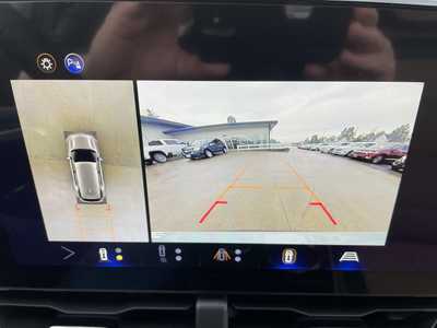 2026 Chevrolet Equinox, $38290. Photo 12
