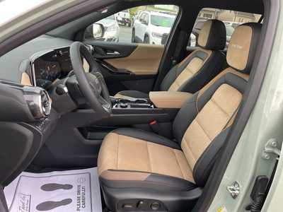 2026 Chevrolet Equinox, $38290. Photo 3